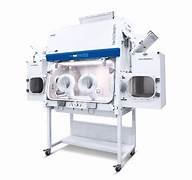 Isolators (Pharmacy/Lab)